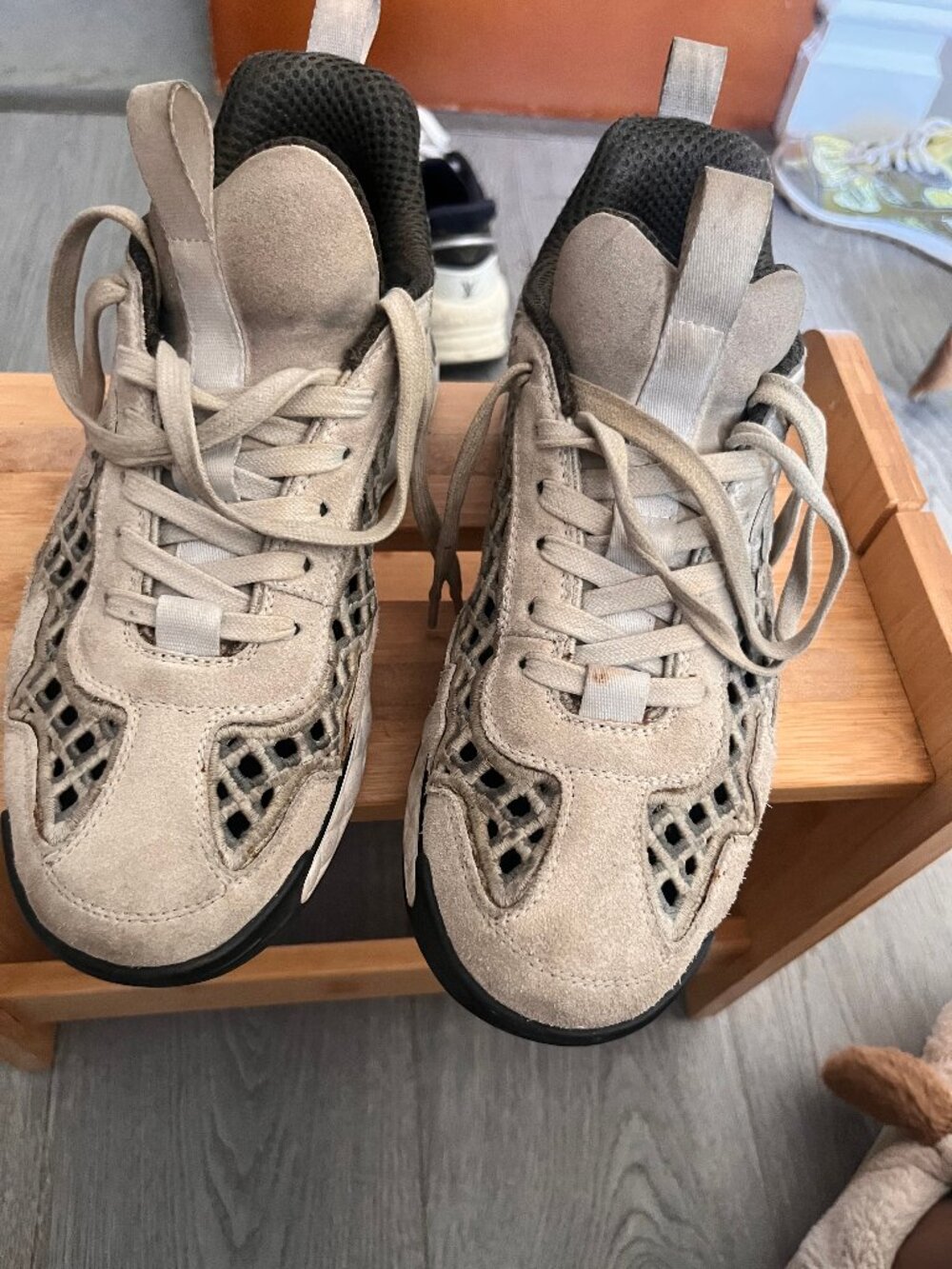 Chanel Cream colored Sneakers size 8.5